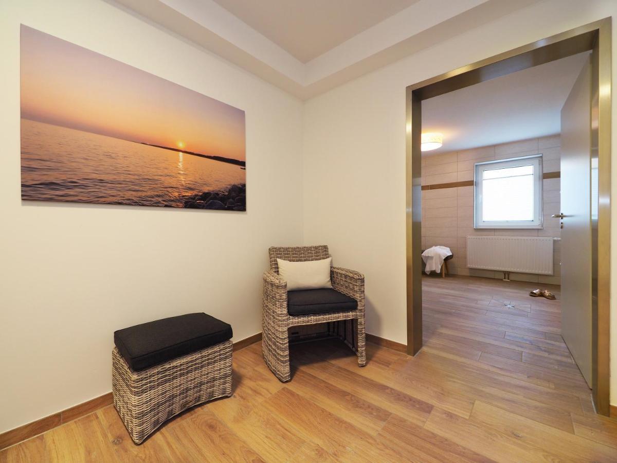 Terrassenwohnung "Treibholz" - Oase Am Haff Garz  Buitenkant foto